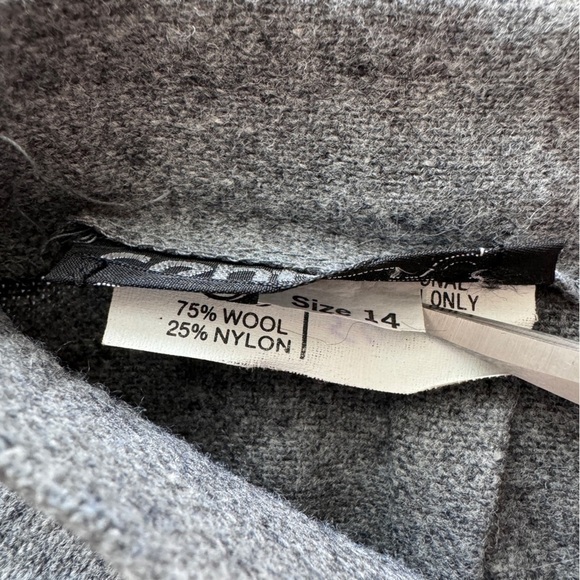 Vintage Wool Blend  Skirt Gray A Line w/ Pockets Size Medium - Picture 9 of 10